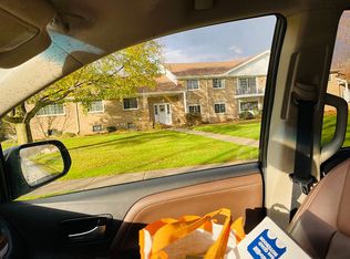 1002C Greenleaf Rd, Rochester, NY 14612