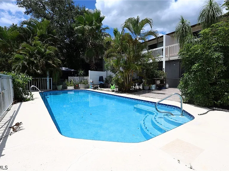 26510 Southern Pines Dr #102 — Photo 46