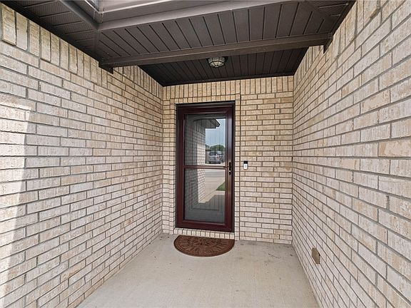4th image of 2269 Kelly Lynn Pl