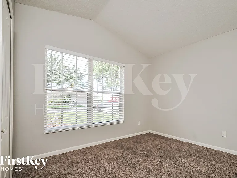 10452 Hunters Haven Blvd — Photo 13