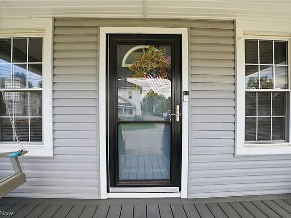 4th image of 1027 32nd St