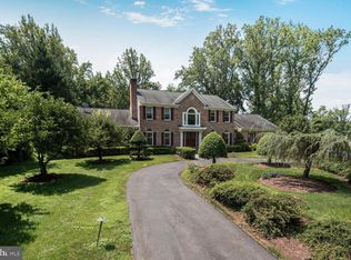 7206 Bradley Blvd, Bethesda, MD 20817