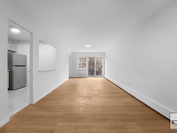 5th image of 11031 72nd Dr APT 3