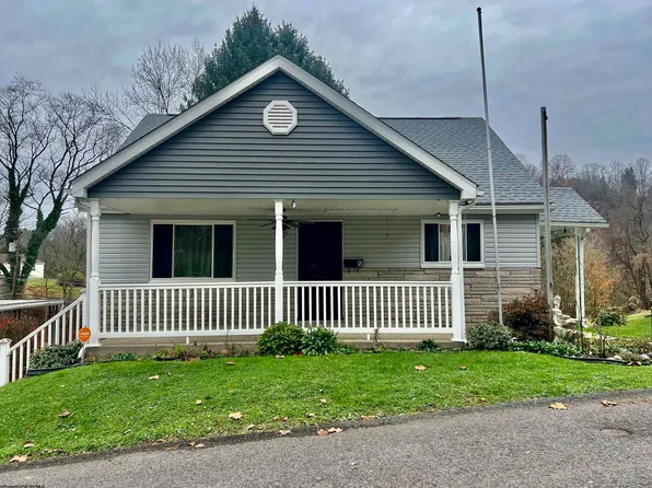 5 Carlone St, Fairmont, WV 26554