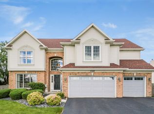 27028 Ashgate Xing, Plainfield, IL 60585