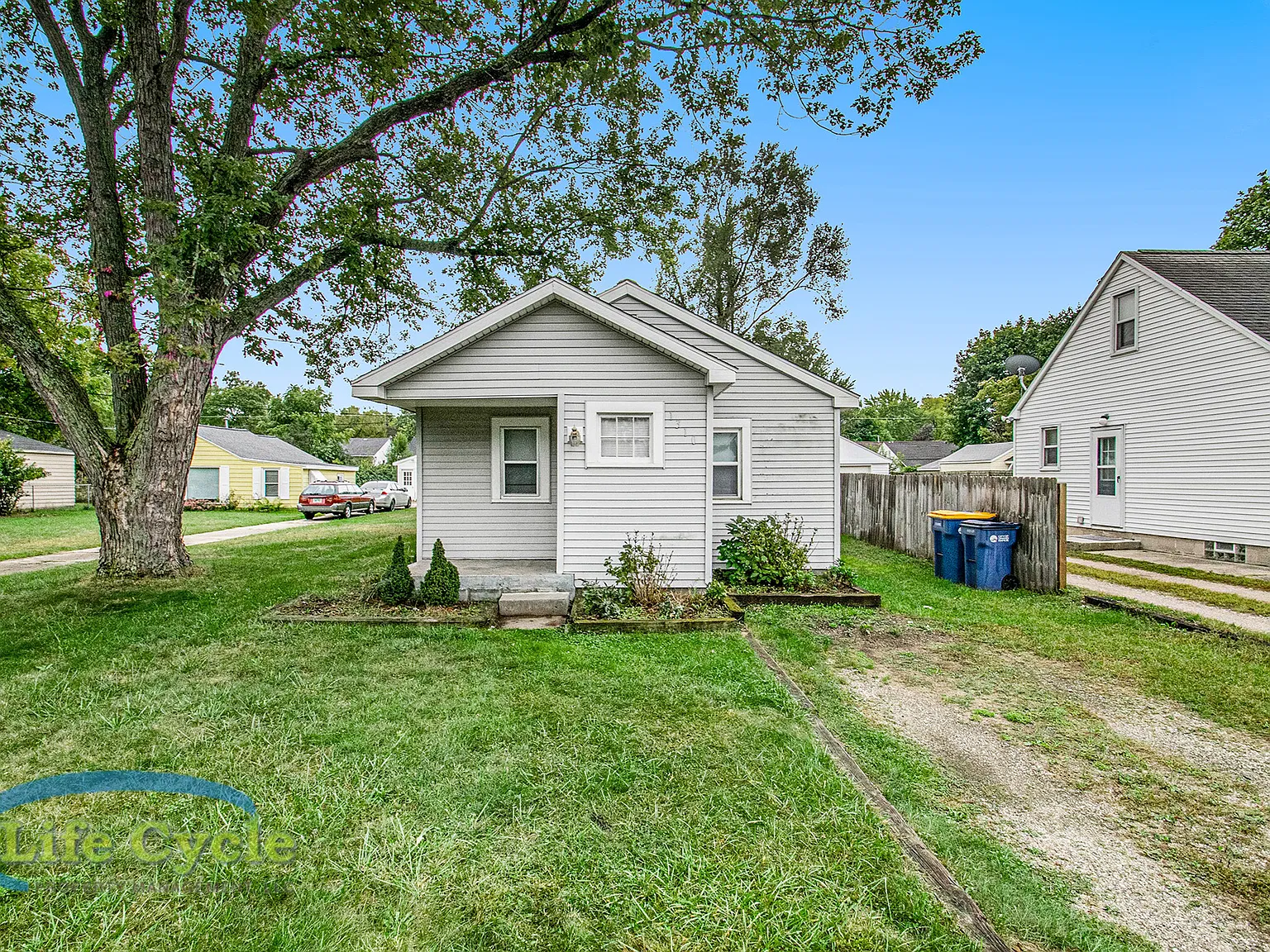 1310 Beechwood St NE (Kory) - 1 — Photo 3