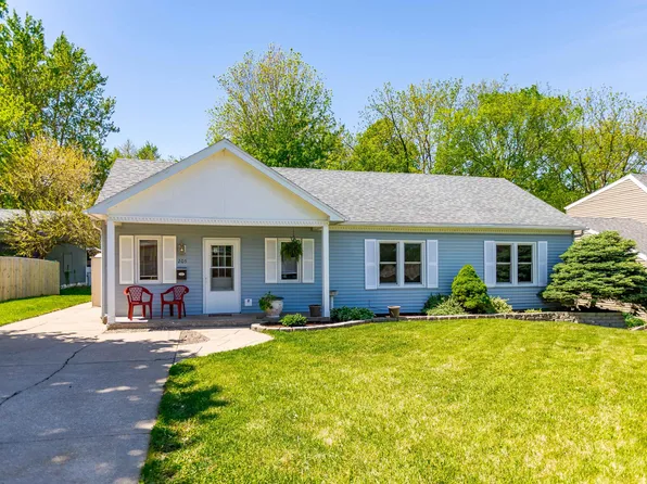 205 Amherst Ave, Muscatine, IA 52761