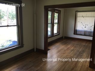 3 Academy St, Rochester, NH 03867