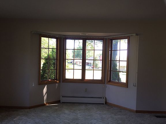 Living room bay window