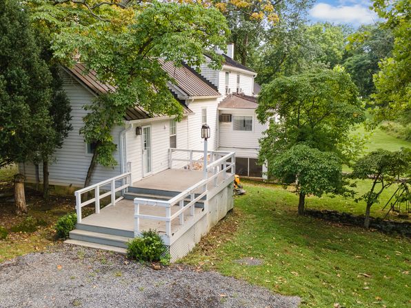 1105 Bishop Meade Rd #1