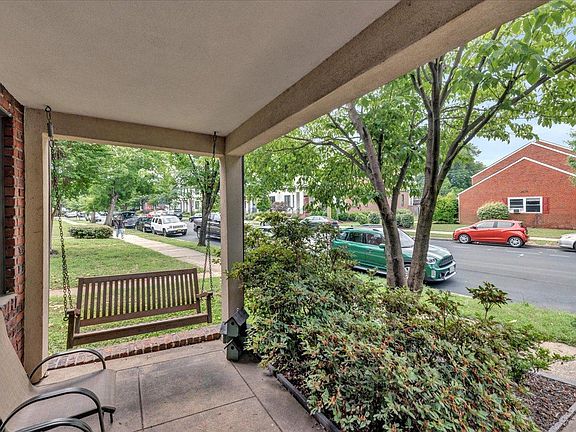 5th image of 2624 Kensington Ave