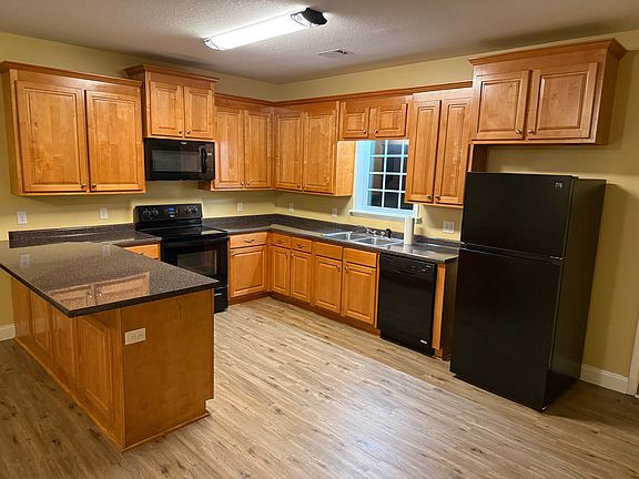 2nd image of 749 Old Toomsboro Rd #763