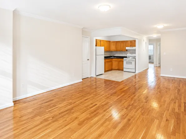 75 East 28th Street image 1 of 7