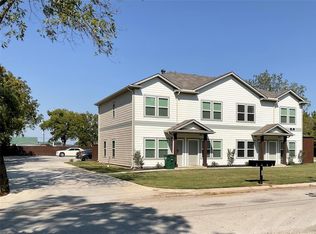 207 W Cloud St #C, Gainesville, TX 76240