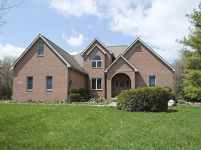 1152 Strieter Rd photo 1