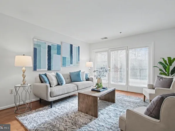 803 Coxswain Way Unit 203, Annapolis, MD 21401