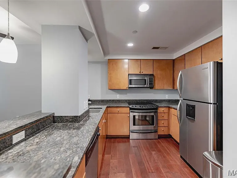 314 N Broadway Ave #1405 — Photo 8