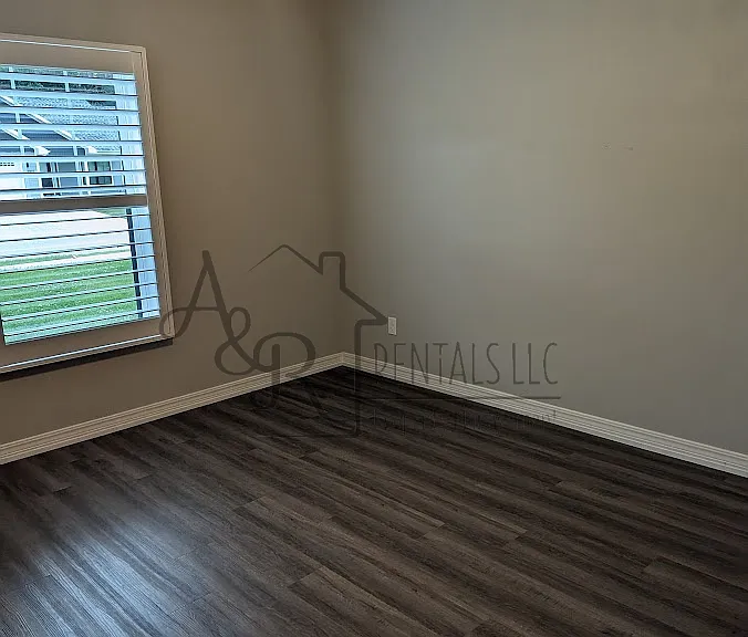 2003 E Cow Creek Ln — Photo 15