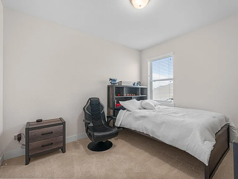 28750 Shoalhaven Ct — Photo 12