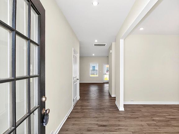 5th image of 3712 Capstone Dr