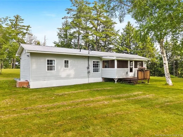 150 Ripples Station Rd, Sheffield, NB E4B 1B7