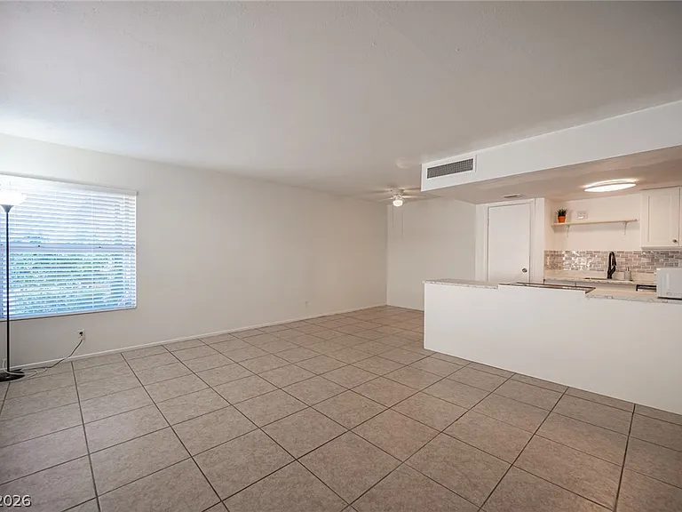 1428 Lorilyn Ave #3 — Photo 10