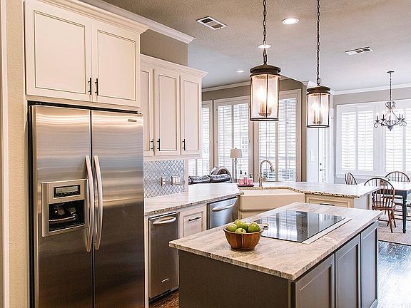 5th image of 6348 Skylark Cir