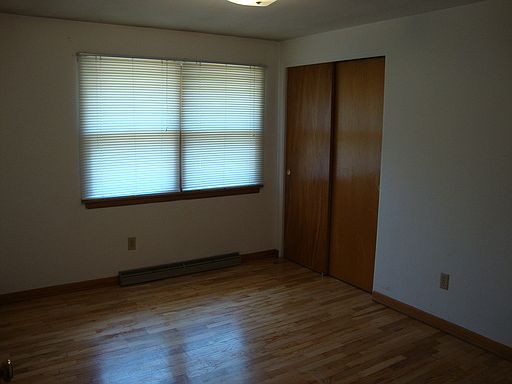 2nd image of 70 S Lexington Dr