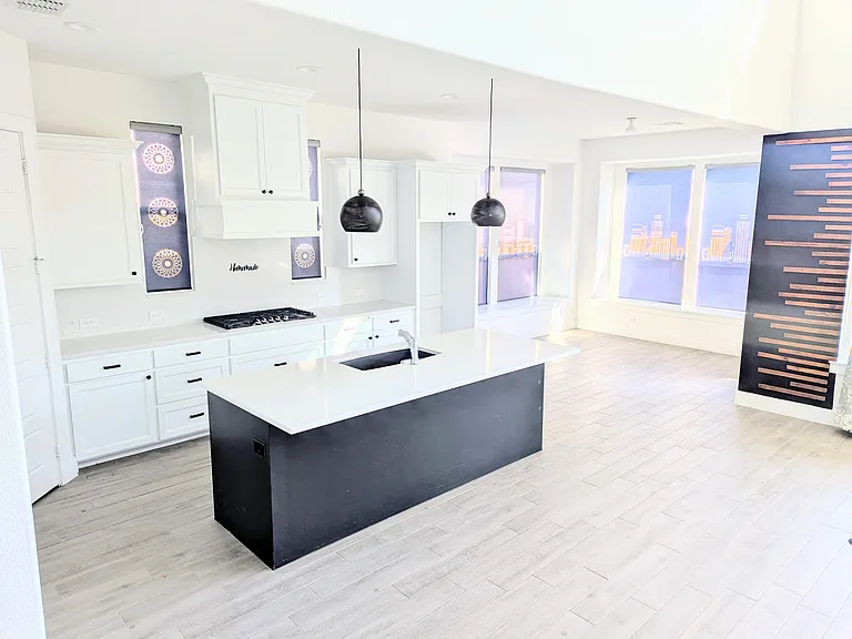 749 Pentonville Ln — Photo 8