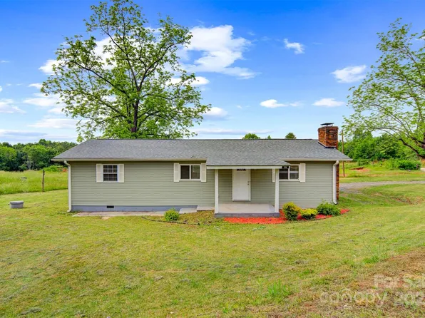 25 Southern Way, Nebo, NC 28761