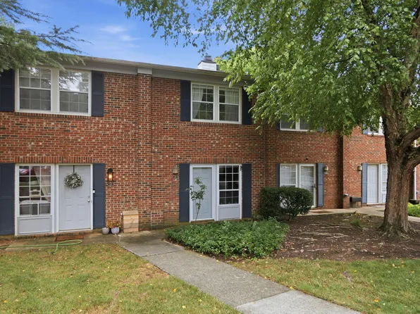 127 Coleridge Ct, Carrboro, NC 27510