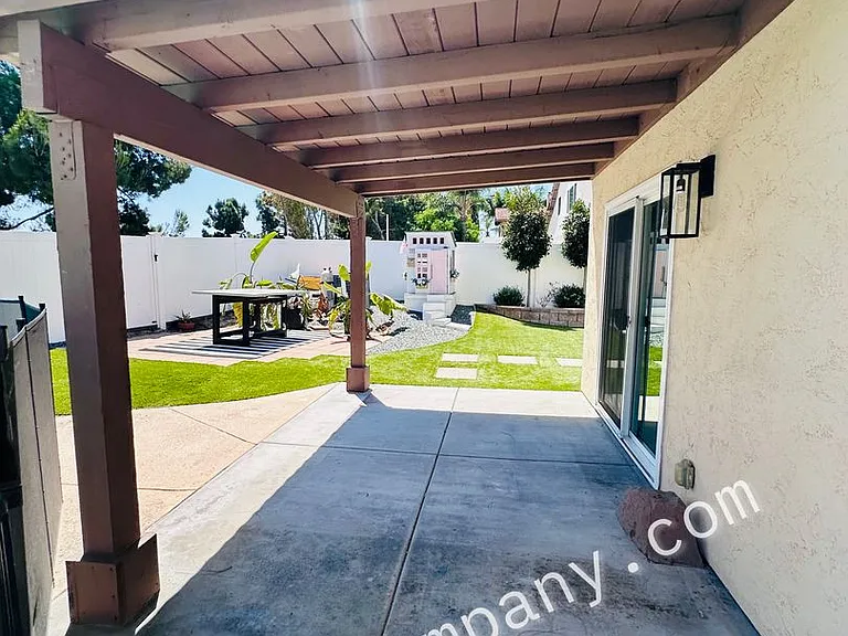1564 Cavern Point Ct — Photo 62