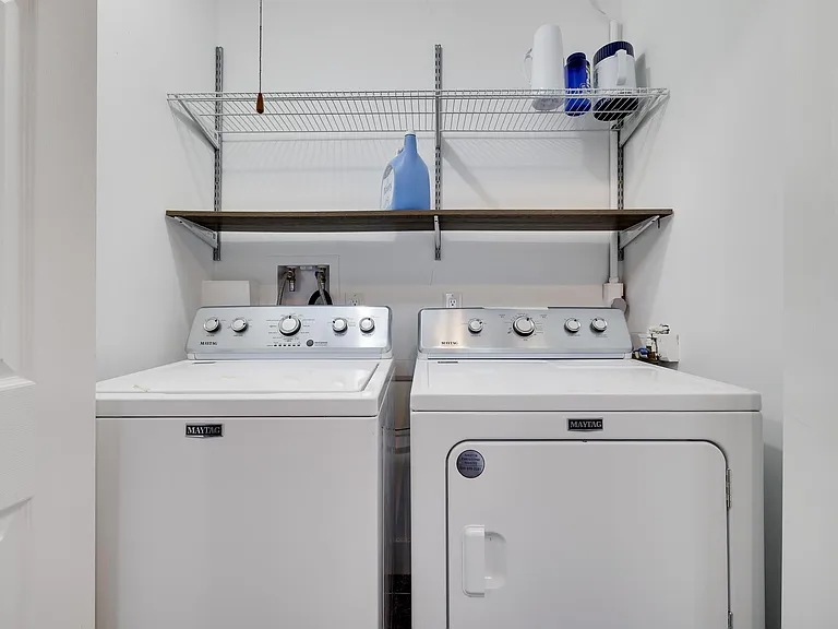633 McKinley St #201 — Photo 9