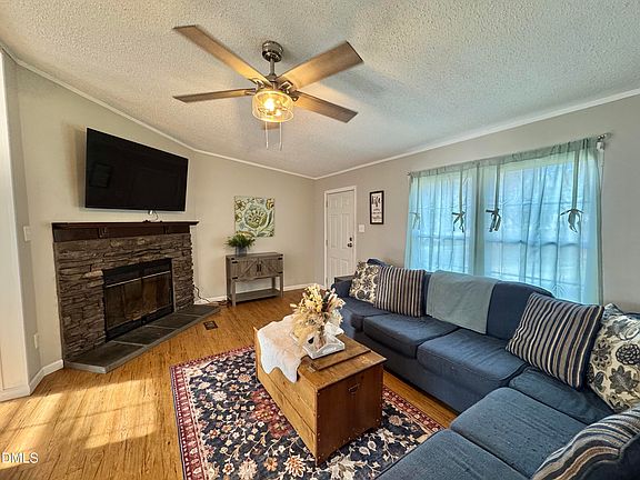 4th image of 213 New Chestnut Dr