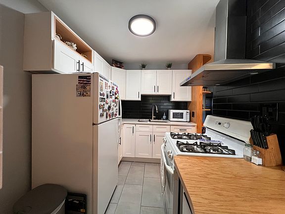 3rd image of 6457 S Long Ave #6457