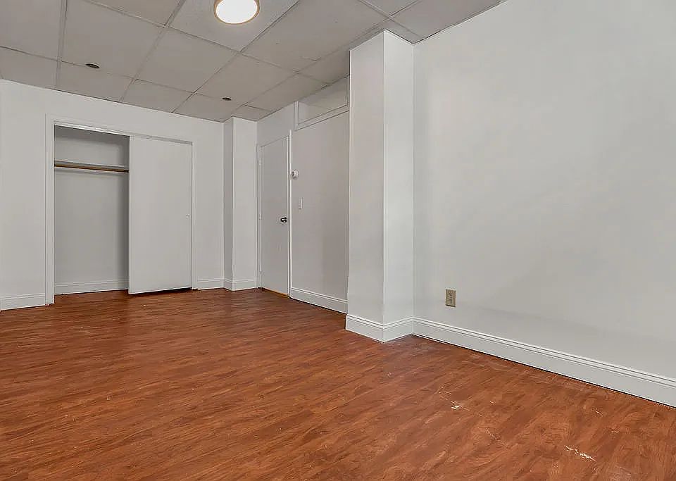 1st image of 8 Aberdeen St #D