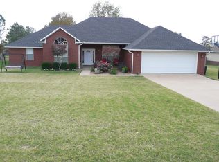 932 Skyline Dr, Van Buren, AR 72956