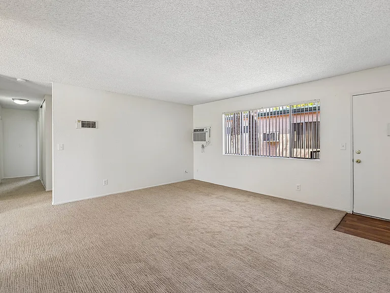 The Carlton Ridge Apartments — Photo 61