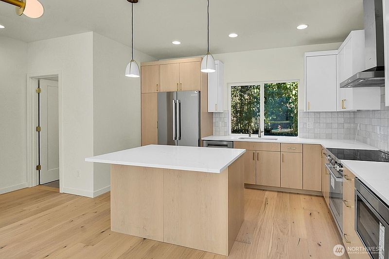 4th image of 2606 NW 62nd Street
