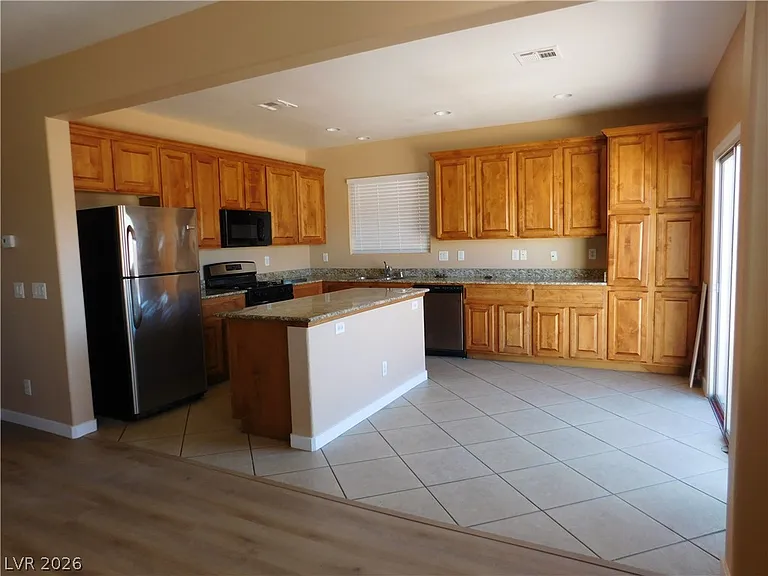 5087 Golden Antelope Way — Photo 5