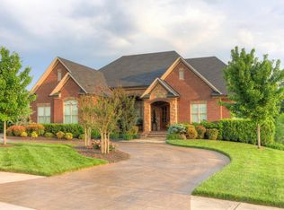 1121 Brighton Dr, Alcoa, TN 37701