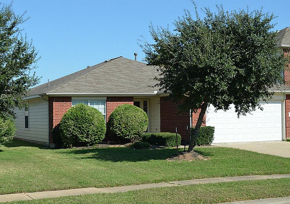 1st image of 19714 Coldfield Dr