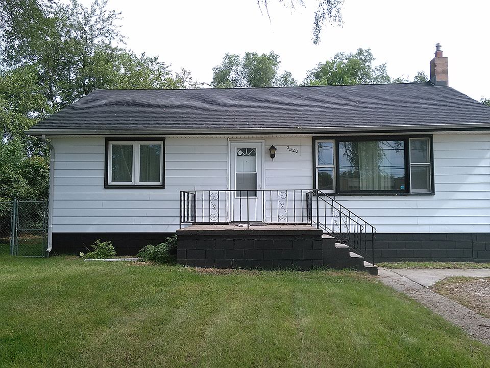 1st image of 2820 E 35th Ave