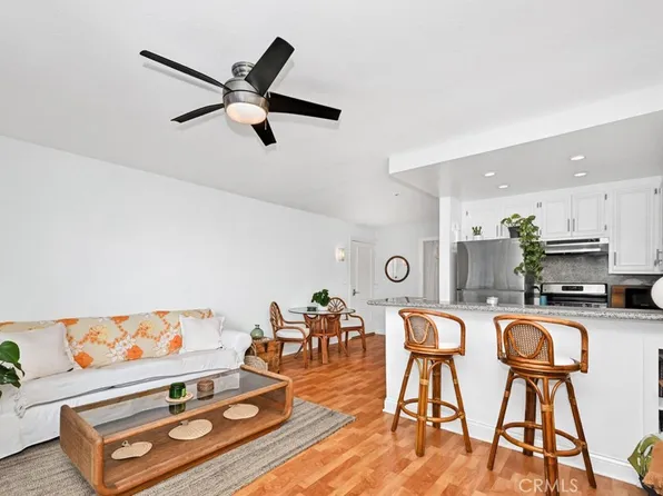 300 Cagney Ln APT 215, Newport Beach, CA 92663
