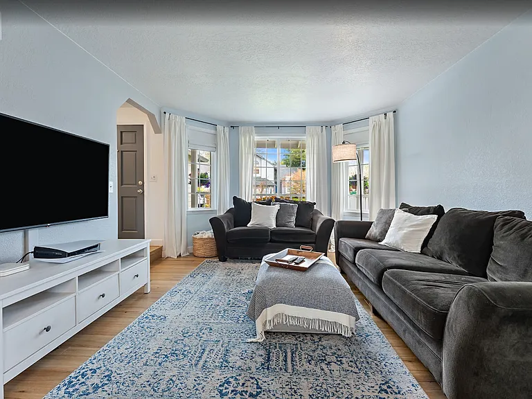 13338 SW Shore Dr — Photo 20