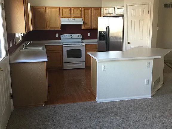 3rd image of 311 Harvest Point Dr