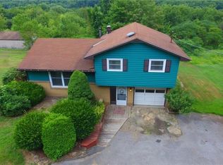 184 Hollowvue Rd, Wampum, PA 16157
