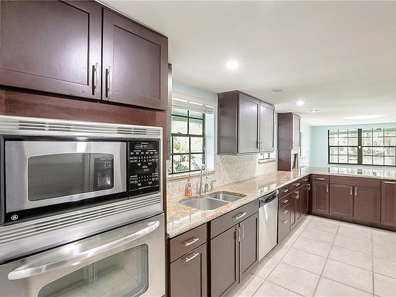 5th image of 14013 Lake Magdalene Blvd