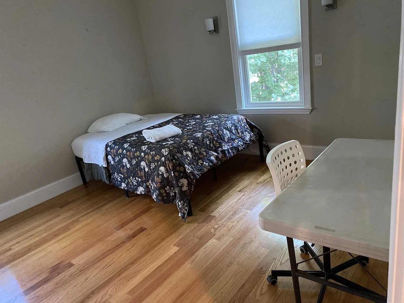 6 bed, $9,600 — Photo 3