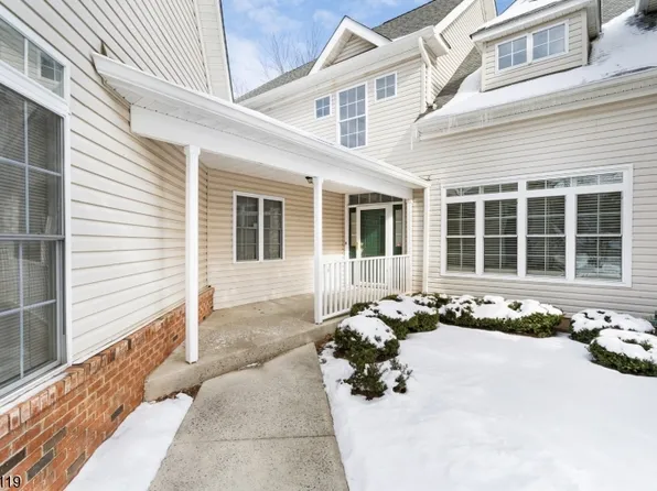 33 Loft Dr, Bridgewater Twp., NJ 08836